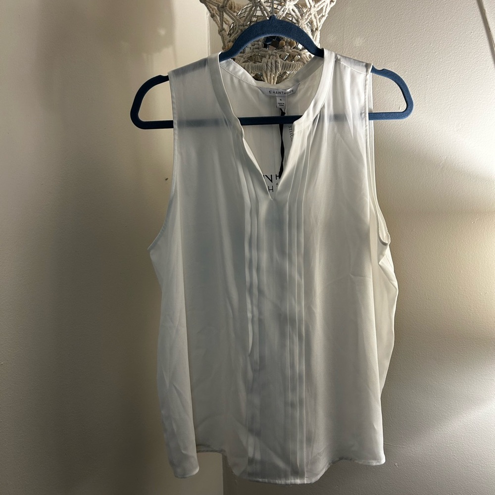 41 Hawthorn White Sleeveless Blouse